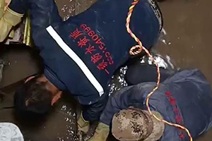 宿迁电梯井堵漏施工视频